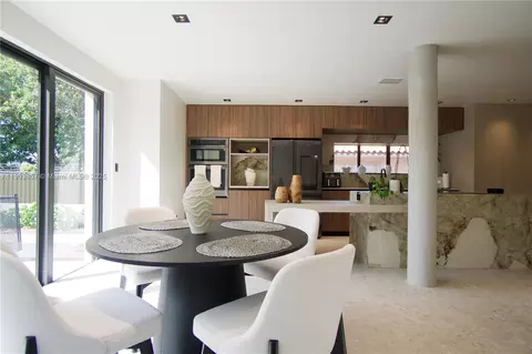 1820 SW 10th, Miami, FL 33135