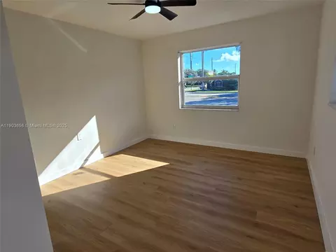 Bedroom - 7770 W 8th Ave, Hialeah, FL 33014 photo 1 of 2