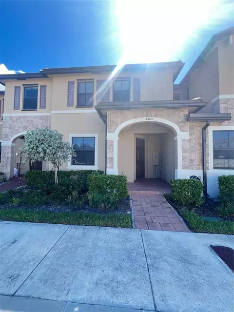 3304 W 114th Ter, Hialeah, FL 33018