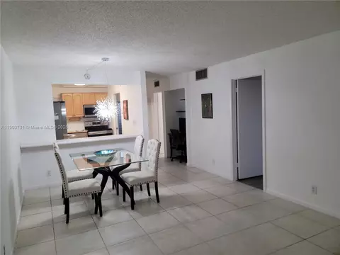 8900 Washington Blvd #205, Pembroke Pines, FL 33025