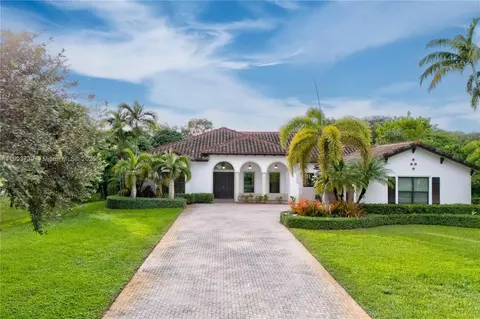 4415 Parkside Rd, Davie, FL 33328