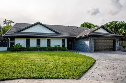 61 NW 128th Ave, Plantation, FL 33325