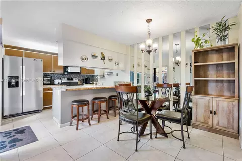 5924 NW 54th Ln, Tamarac, FL 33319