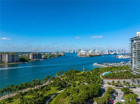 400 S Pointe Dr #2003, Miami Beach, FL 33139
