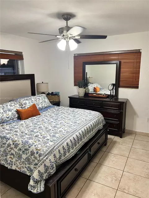 Bedroom - 6341 E 6th Ave, Hialeah, FL 33013 photo 1 of 2