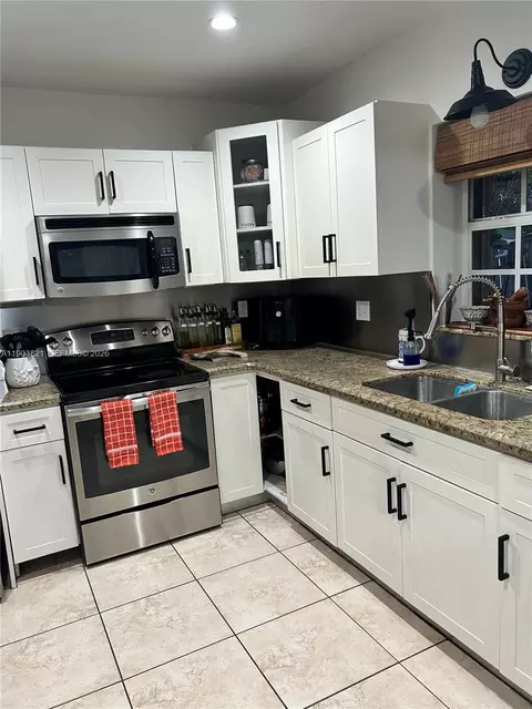 Kitchen - 6341 E 6th Ave, Hialeah, FL 33013 photo 1 of 1