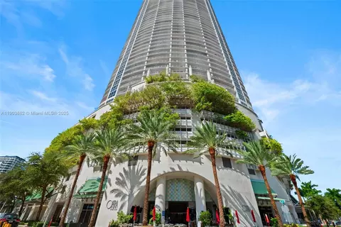1750 N Bayshore Dr #1705, Miami, FL 33132