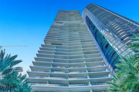 18501 Collins Ave #1902, Sunny Isles Beach, FL 33160