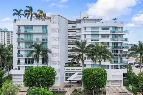 1133 102nd St #301, Bay Harbor Islands, FL 33154