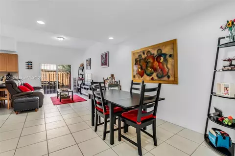 Dining - 22232 SW 88th Path, Cutler Bay, FL 33190 photo 3 of 3