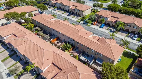 View/Area - 22232 SW 88th Path, Cutler Bay, FL 33190 photo 7 of 16