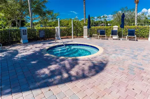 Exterior - 22232 SW 88th Path, Cutler Bay, FL 33190 photo 8 of 14