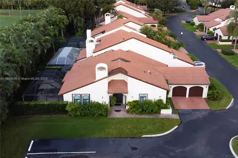 9320 NW 48th Doral Ter, Doral, FL 33178