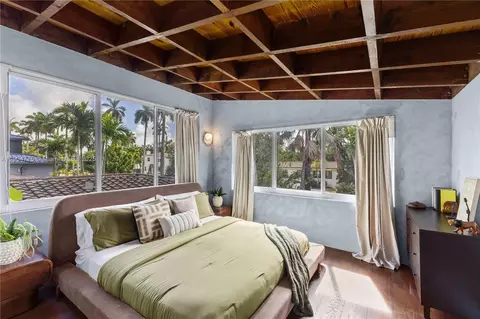 Bedroom - 1071 NE 85th St, Miami, FL 33138 photo 1 of 4