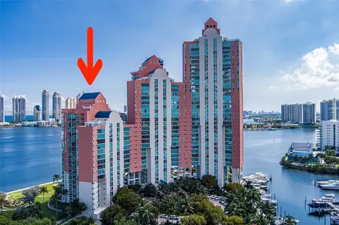3370 Hidden Bay Dr #303, Aventura, FL 33180
