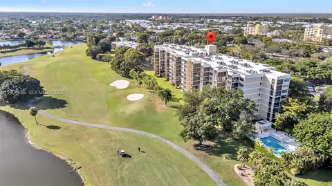 16300 Golf Club Rd #408, Weston, FL 33326