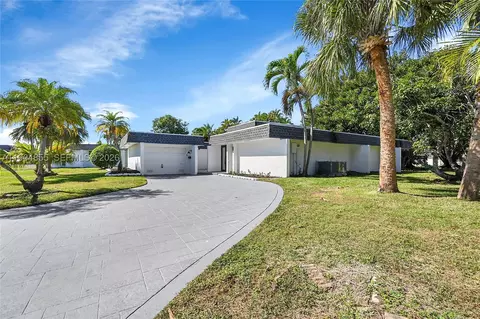 4603 King Palm Dr, Tamarac, FL 33319