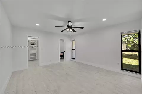 4603 King Palm Dr, Tamarac, FL 33319