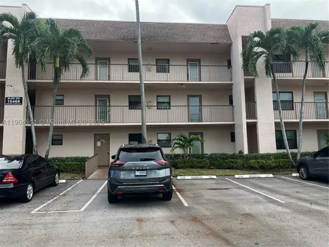 10466 Sunrise Lakes Blvd #108, Sunrise, FL 33322