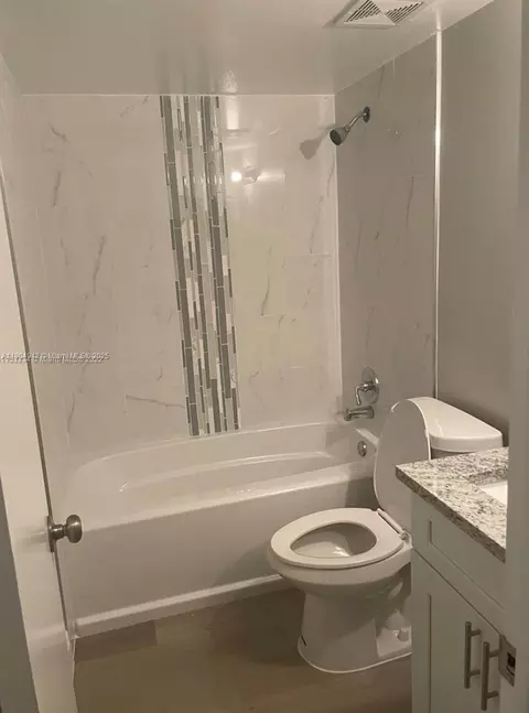 3252 Foxcroft Rd #314, Miramar, FL 33025 photo 4