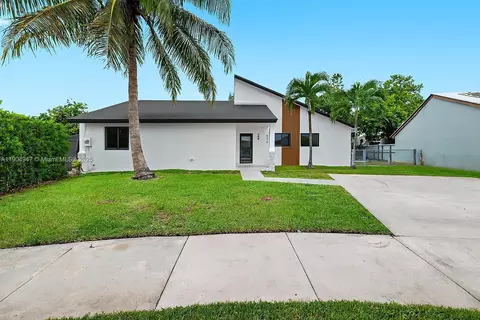 20956 SW 123rd Ave, Miami, FL 33177