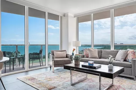 2889 Mcfarlane Rd #902, Miami, FL 33133