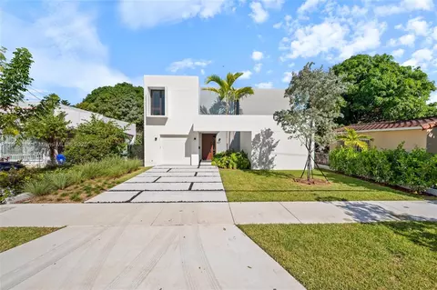2127 SW 11th Ter, Miami, FL 33135