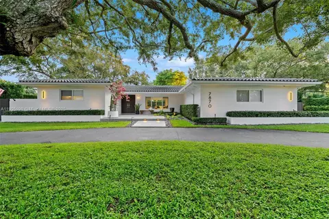 7870 SW 141st Ter, Palmetto Bay, FL 33158
