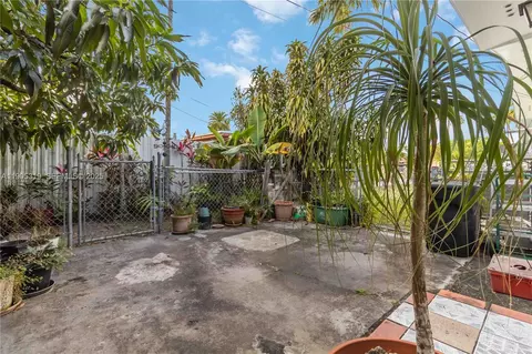 Exterior - 714 W 56th St, Hialeah, FL 33012 photo 4 of 4