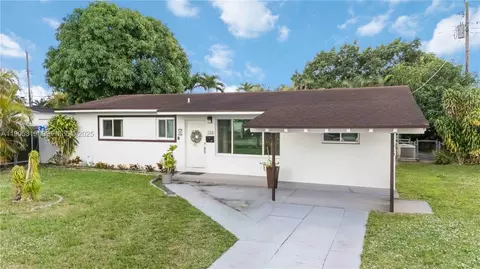 Other - 714 W 56th St, Hialeah, FL 33012 photo 3 of 11