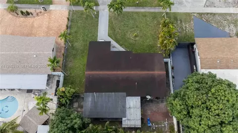 View/Area - 714 W 56th St, Hialeah, FL 33012 photo 3 of 3
