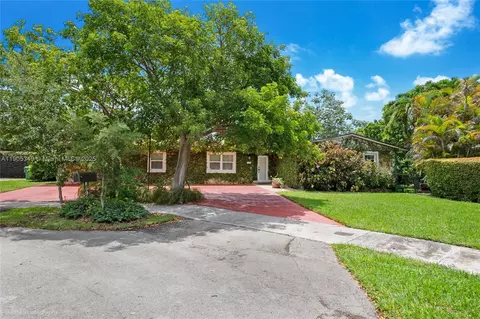 9500 SW 79th St, Miami, FL 33173