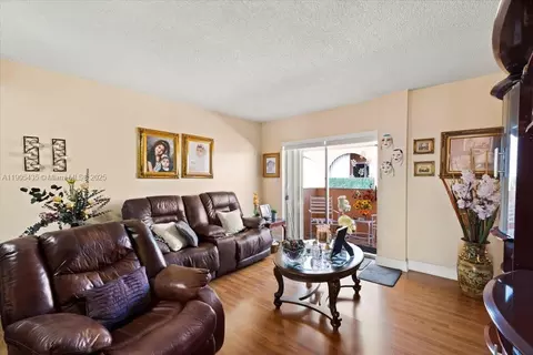 Living - 460 E 23rd St #508, Hialeah, FL 33013 photo 1 of 3