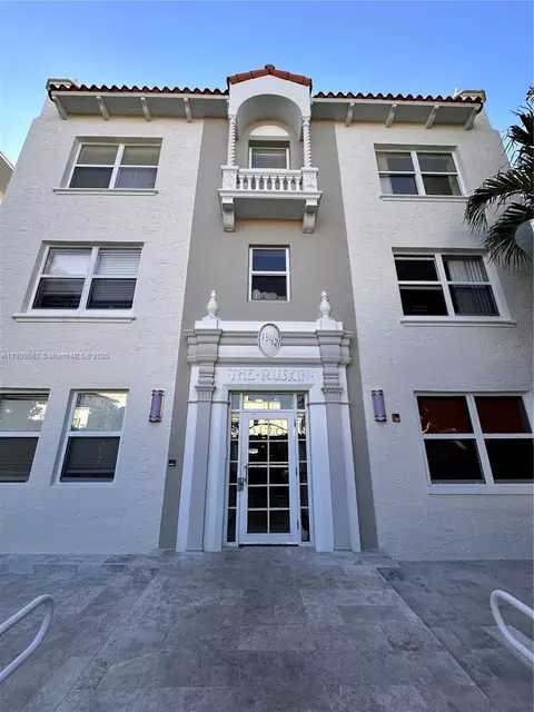 1542 Drexel Ave #107, Miami Beach, FL 33139