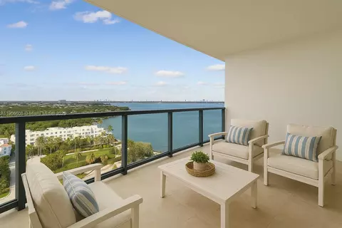 601 NE 36th St #2304, Miami, FL 33137