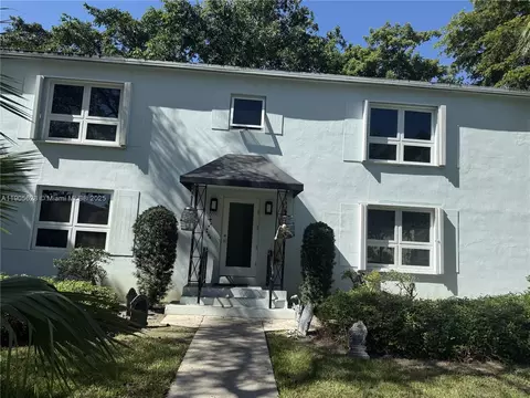 7700 SW 56th Ave #4, Miami, FL 33143