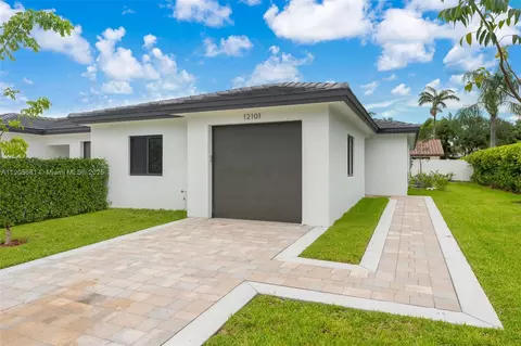 12101 SW 93rd St, Miami, FL 33186
