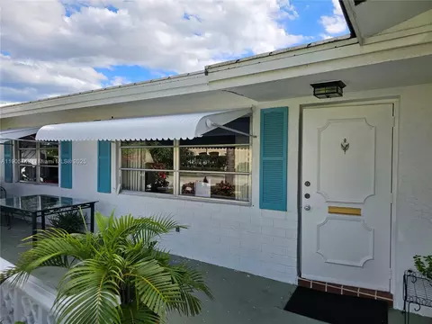 2300 SW 19th Ave, Boynton Beach, FL 33426