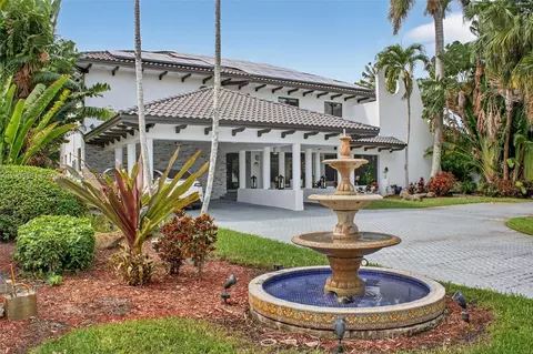 2720 SW 130th Ave, Miami, FL 33175