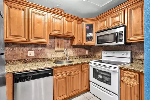 3270 NW 104th Ave #3270, Coral Springs, FL 33065