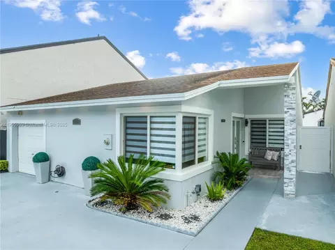 9746 SW 147th Ct, Miami, FL 33196