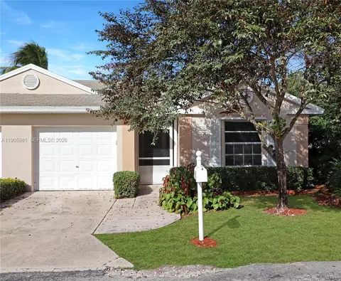 2255 SE 6th Pl, Homestead, FL 33033