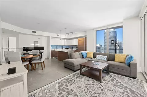 1100 S Miami Ave #2910, Miami, FL 33130