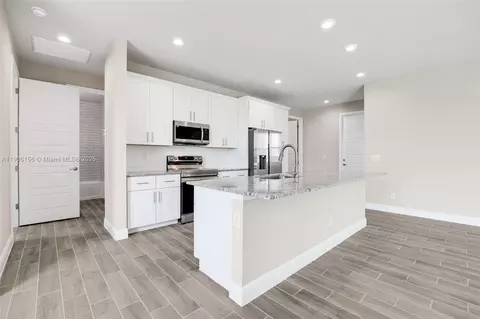 626 Royce Rd, Labelle, FL 33935 photo 9
