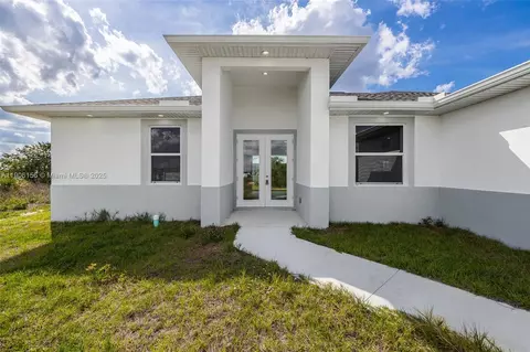 626 Royce Rd, Labelle, FL 33935 photo 2