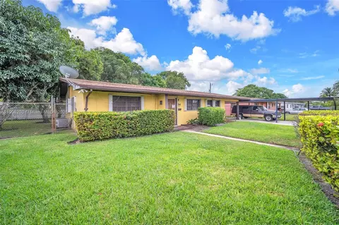 3750 NW 174th St, Miami Gardens, FL 33055