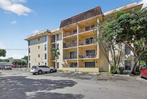 11925 NE 2nd Ave #B105, North Miami, FL 33161