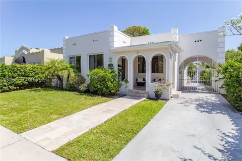 1776 SW 11th Ter, Miami, FL 33135