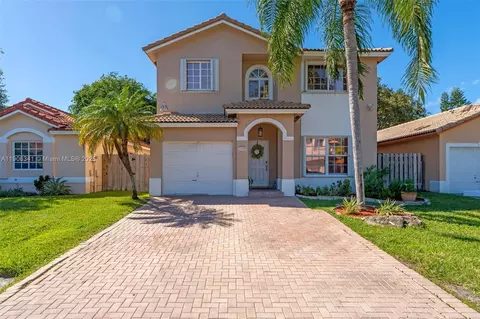 21500 SW 88th Ave, Cutler Bay, FL 33189