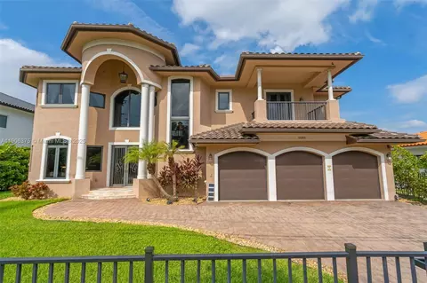 2085 Keystone Blvd, North Miami, FL 33181